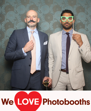 Water's Edge Photo Booth Image