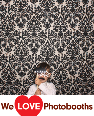 Carlyle on the Green Photo Booth Image