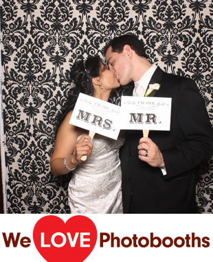 Carlyle on the Green Photo Booth Image