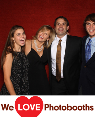 Metropolitan Building Photo Booth Image