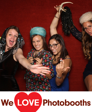 Metropolitan Building Photo Booth Image