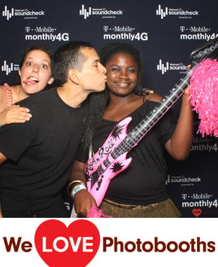 Music Hall of Williamsburg Photo Booth Image