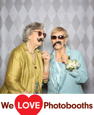 The Venetian Yacht Club Photo Booth Image