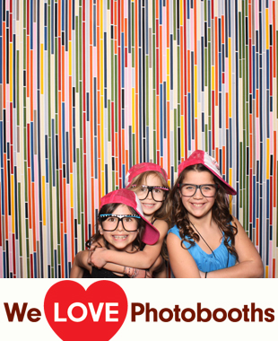 Glen Oaks Club Photo Booth Image