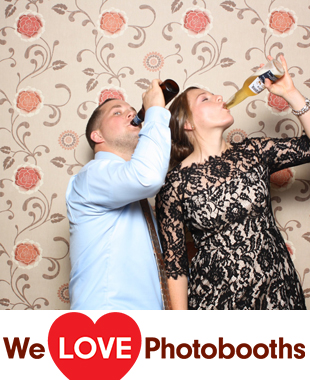 Martha Clara Vineyard Photo Booth Image