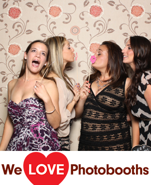 Martha Clara Vineyard Photo Booth Image
