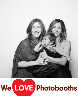 New York Marriott at the Brooklyn Bridge Photo Booth Image