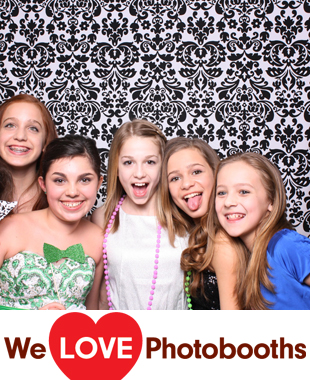 The Maplewood Club Photo Booth Image
