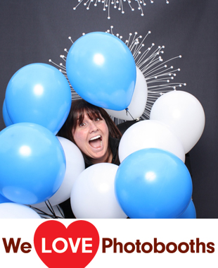 Wynn Commons (outside area of Houston Hall) Photo Booth Image