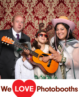 Inn at Fernbrook Farms Photo Booth Image