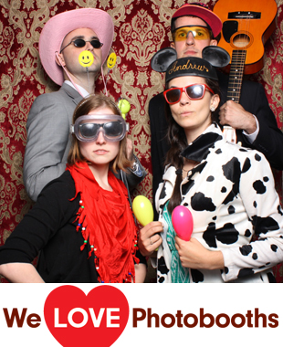 Inn at Fernbrook Farms Photo Booth Image