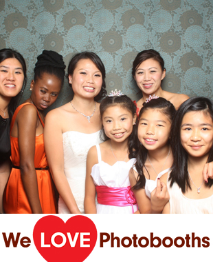 MUDAN BANQUET HALL (In the Queens Crossing Mall) Photo Booth Image