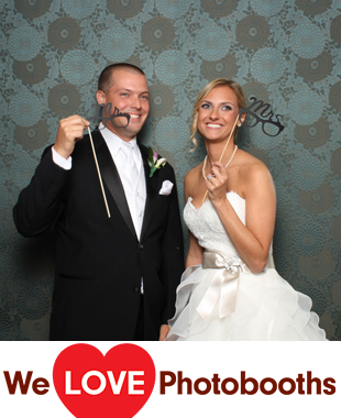 Thatched Cottage Photo Booth Image