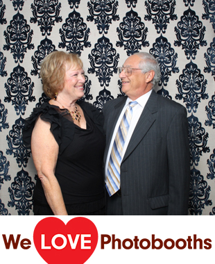 The Inn at Millrace Pond Photo Booth Image