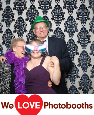 The Inn at Millrace Pond Photo Booth Image