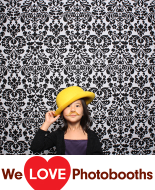 Land's End Catering Hall Photo Booth Image