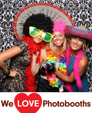 Land's End Catering Hall Photo Booth Image