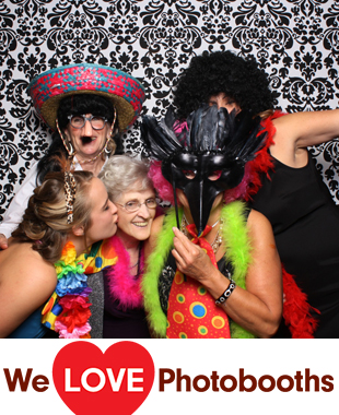 Land's End Catering Hall Photo Booth Image
