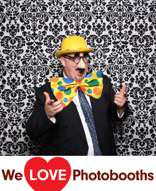 Land's End Catering Hall Photo Booth Image