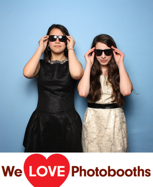 The Colonia Country Club Photo Booth Image
