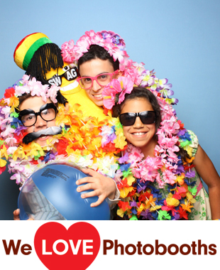 The Colonia Country Club Photo Booth Image