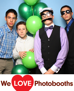 The Colonia Country Club Photo Booth Image