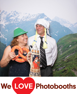Inn at Millrace Pond Photo Booth Image