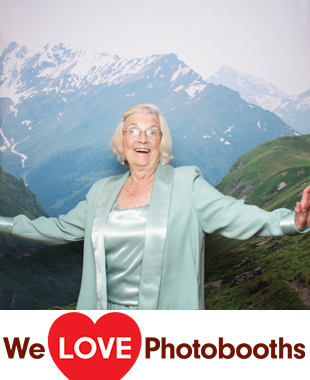 Inn at Millrace Pond Photo Booth Image