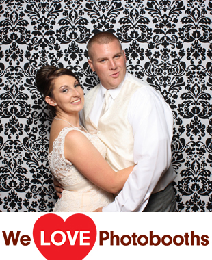 The Rockwood Carriage House Photo Booth Image
