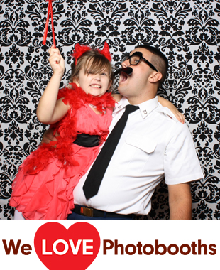 The Rockwood Carriage House Photo Booth Image