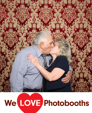 Oakside Mansion Photo Booth Image