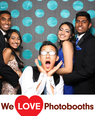 Carlyle on the Green Photo Booth Image