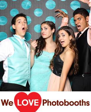 Carlyle on the Green Photo Booth Image