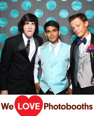 Carlyle on the Green Photo Booth Image