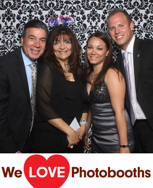 The Historic Old Bermuda Inn Photo Booth Image
