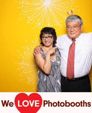 Overlook Lodge Photo Booth Image