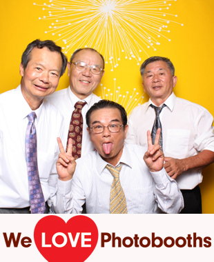 Overlook Lodge Photo Booth Image