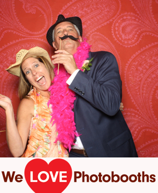 Saltwater Farm Vineyard Photo Booth Image