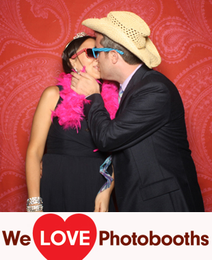 Saltwater Farm Vineyard Photo Booth Image