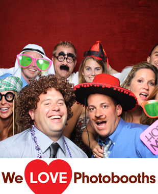 Captain Bills at the Bayview House Photo Booth Image