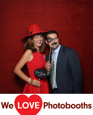 Captain Bills at the Bayview House Photo Booth Image