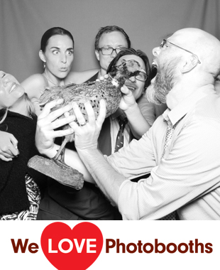 Metropolitan Building Photo Booth Image