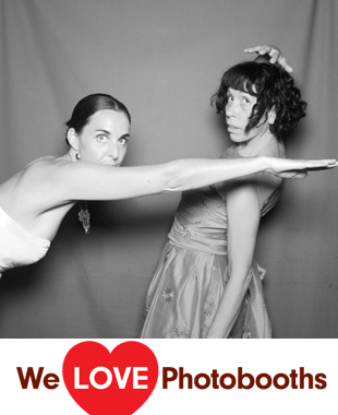 Metropolitan Building Photo Booth Image