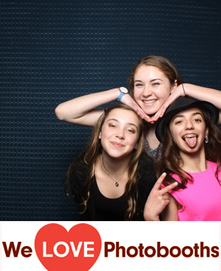 Wilshire Grand Caterers Photo Booth Image