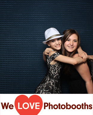 Wilshire Grand Caterers Photo Booth Image