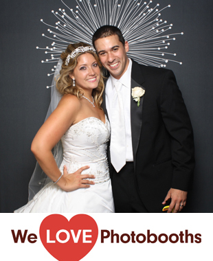 The Estate at East Wind Photo Booth Image