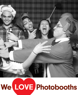Bread and Tulips Photo Booth Image