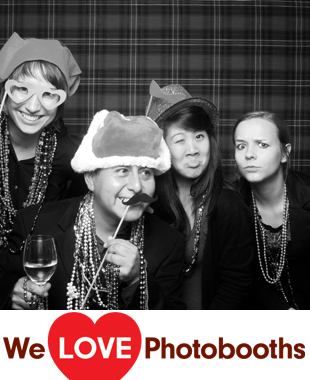 Bread and Tulips Photo Booth Image